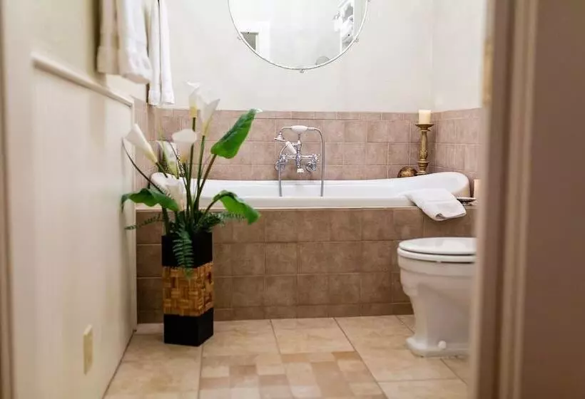 Aamiaismajoitus (B&B) Decatur Courthouse Suites