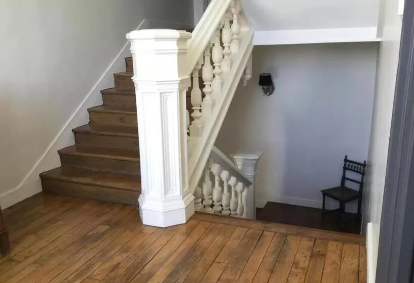 ベッドアンドブレックファースト Le Clos D  Aÿ