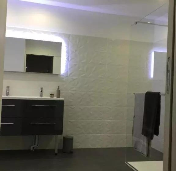 ベッドアンドブレックファースト Le Clos D  Aÿ