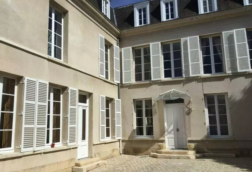 ベッドアンドブレックファースト Le Clos D  Aÿ