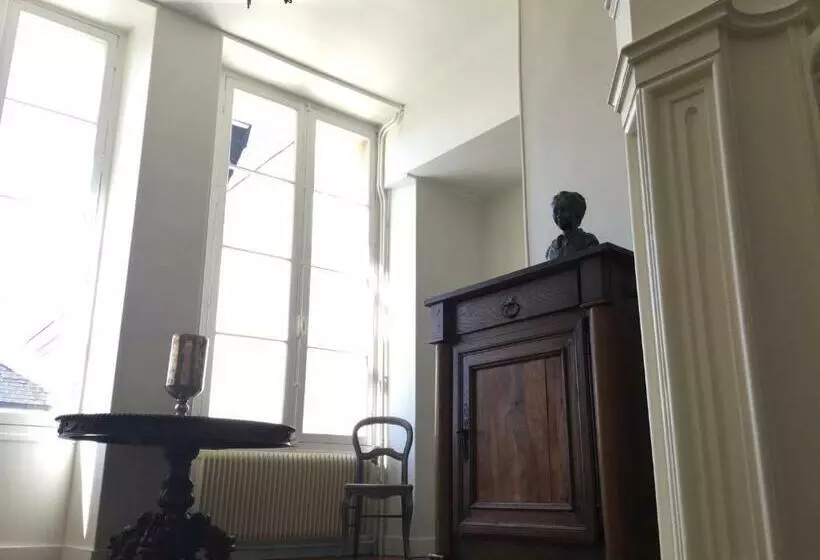 ベッドアンドブレックファースト Le Clos D  Aÿ