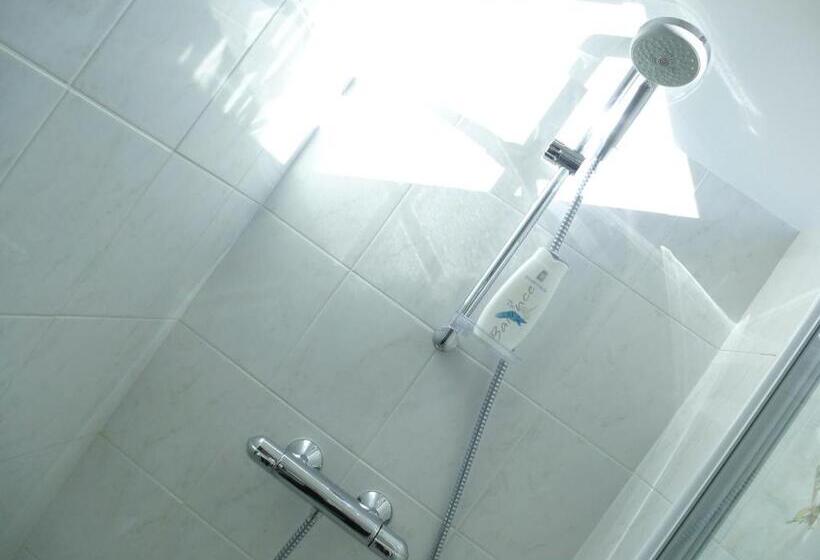 مبيت وإفطار Le Logis De La Chouette