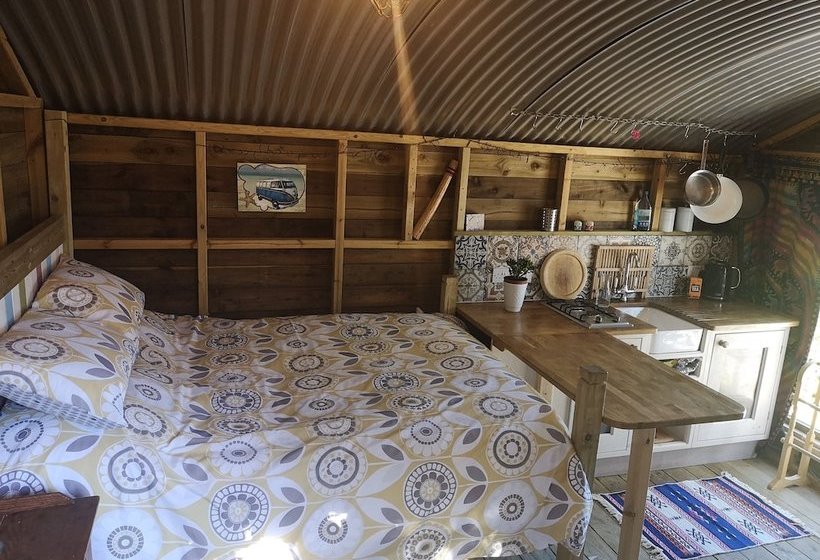 Cosy Cabin Near To Quiet Beach And Sw Coast Path