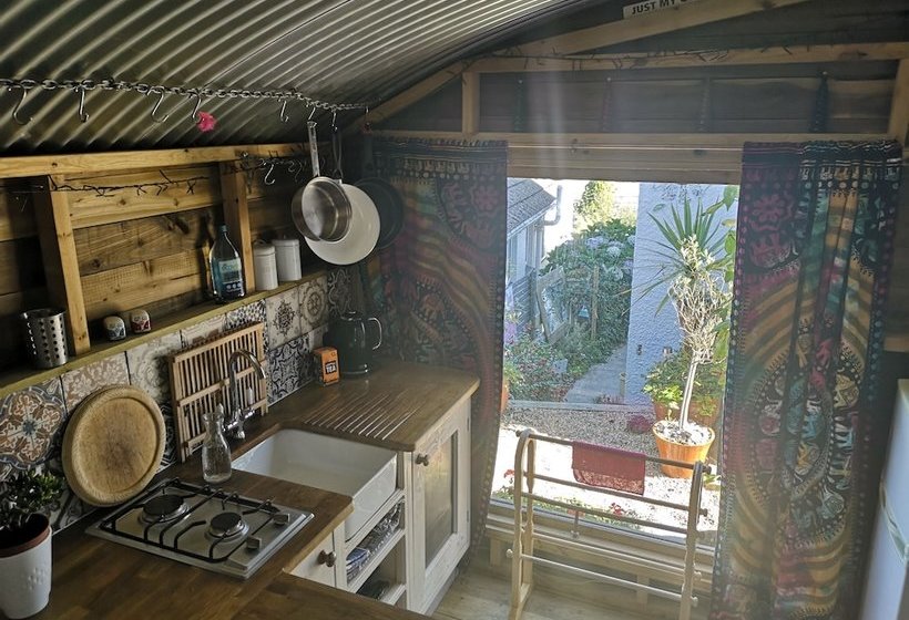 Cosy Cabin Near To Quiet Beach And Sw Coast Path