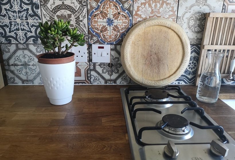 Cosy Cabin Near To Quiet Beach And Sw Coast Path