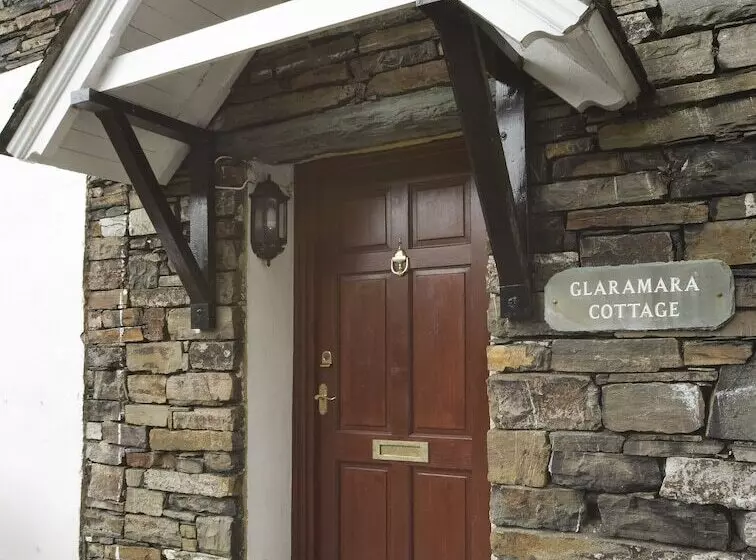 Derwent Manor Apartments