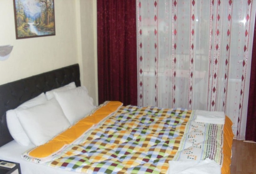 هتل Arikanda River Garden