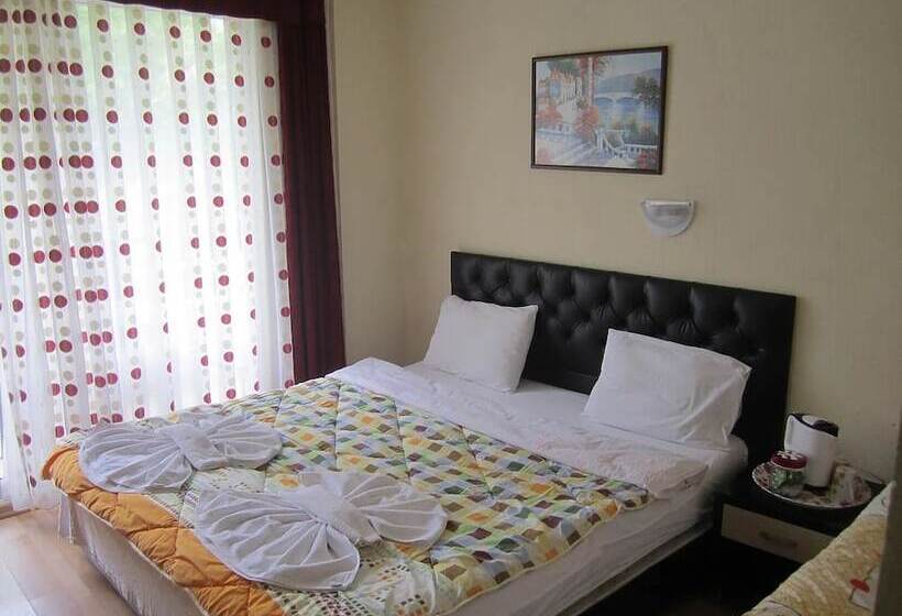 هتل Arikanda River Garden