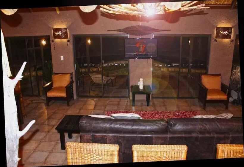 Hotelli Blanco Hunting Safaris Game Ranch