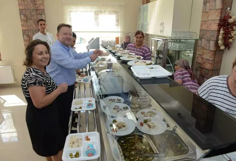 ホテル Doyuranlar Ata