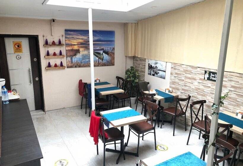 Genius Hotel Istanbul