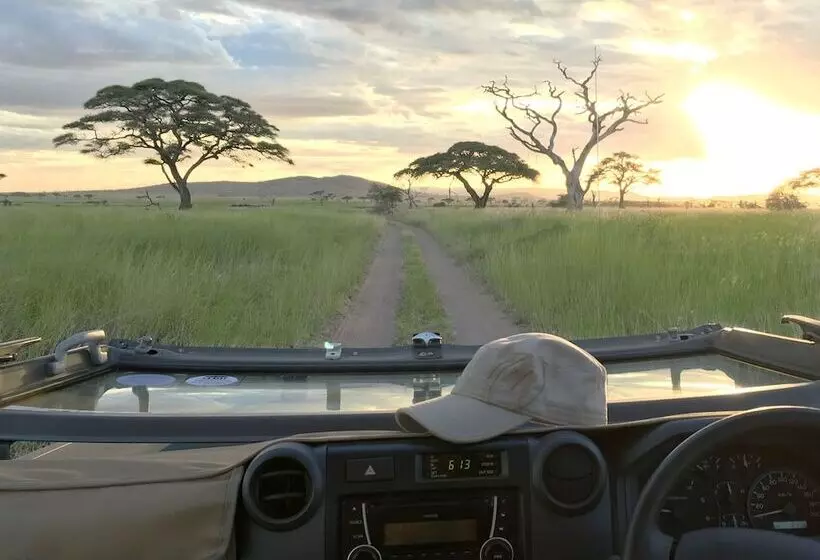 ホテル One Nature Nyaruswiga Serengeti