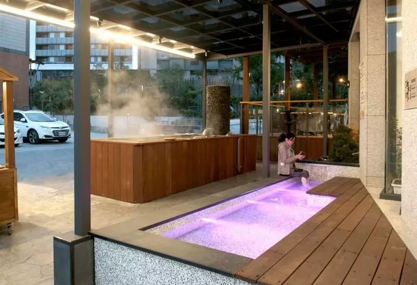 هتل 一口井溫泉 One Well Hot Spring