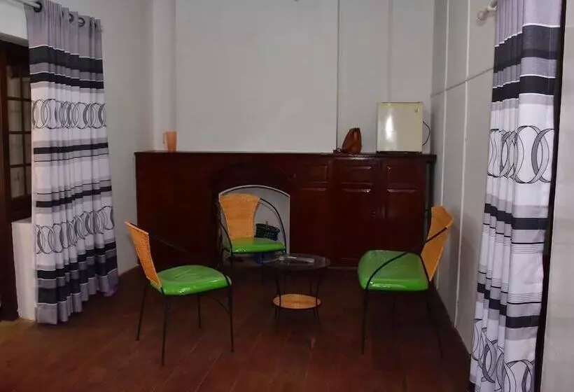 ペンション Kys Buona Vista