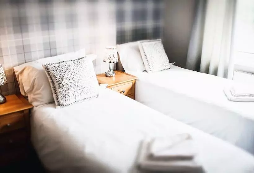 Majatalo Sandyhill Guest House