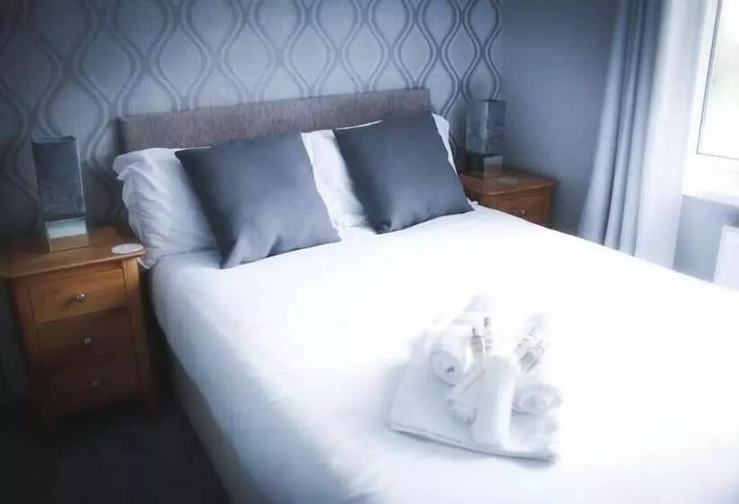 Majatalo Sandyhill Guest House