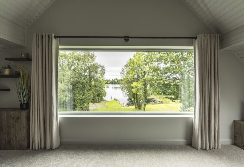 אתר נופש Elements Lodges