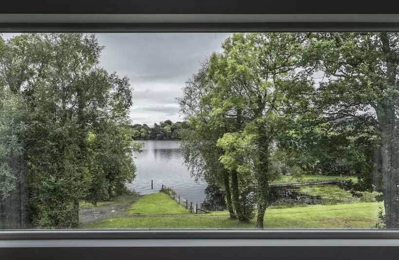 Lomakeskus Elements Lodges