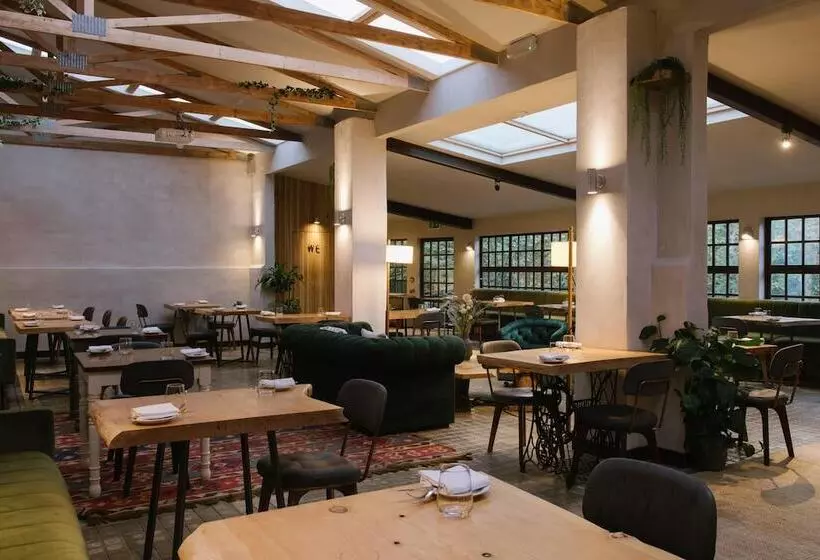 Lomakeskus Elements Lodges