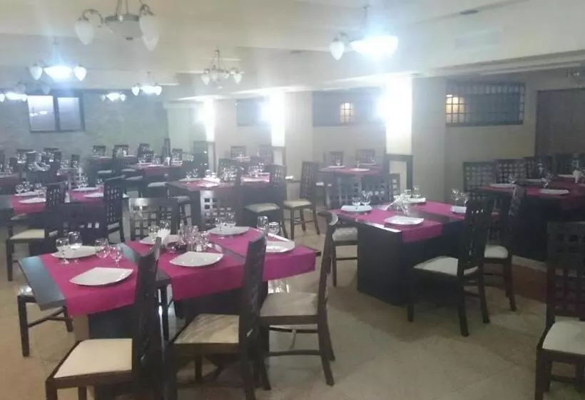 בית מלון כפרי Angellis