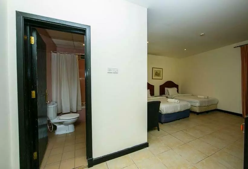 هتل Bahrain Plaza