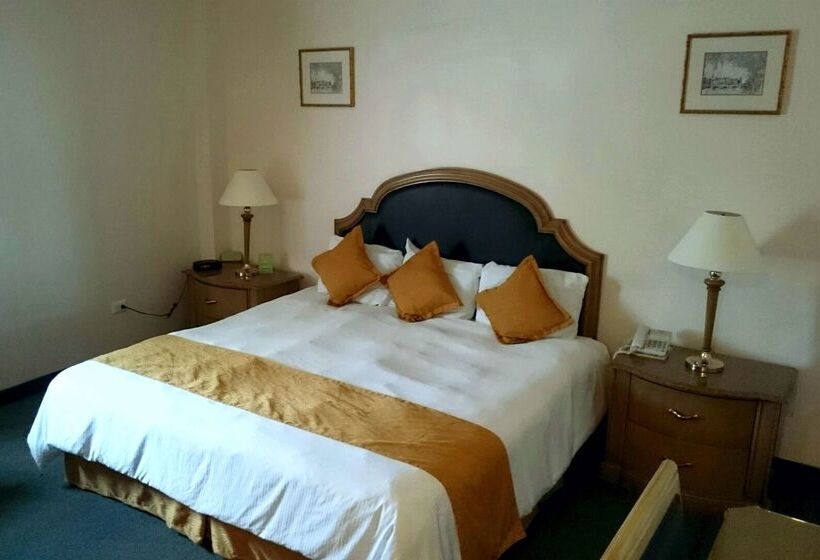 Szálloda Best Western Centro Cadereyta