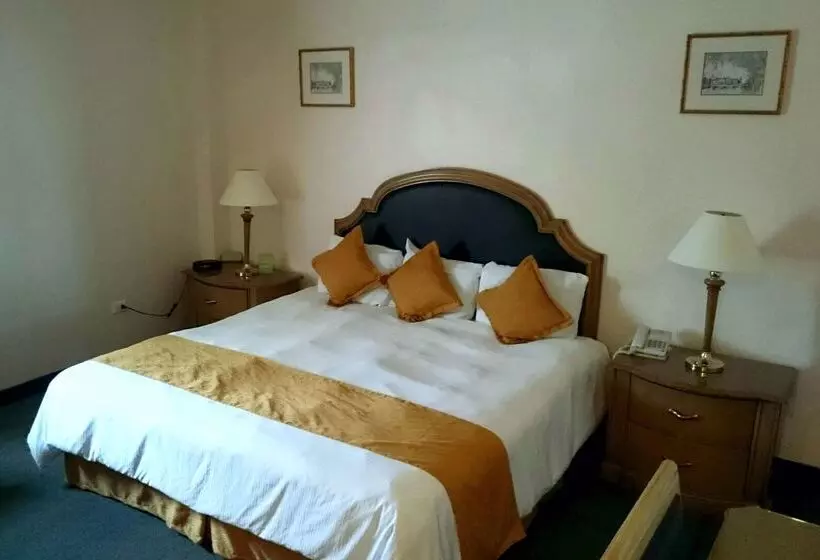 ホテル Best Western Centro Cadereyta