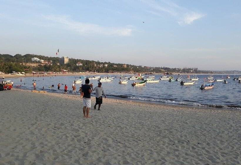 Szálloda Caracol Plaza