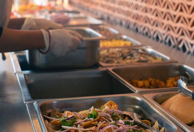 Szálloda Caracol Plaza