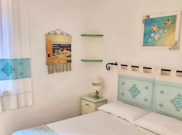 酒店 Superior Apartments In Residence In Cugnana Verde