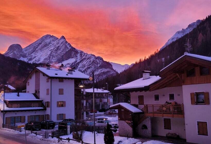 فندق Garni B&b Mozart Nesthouse