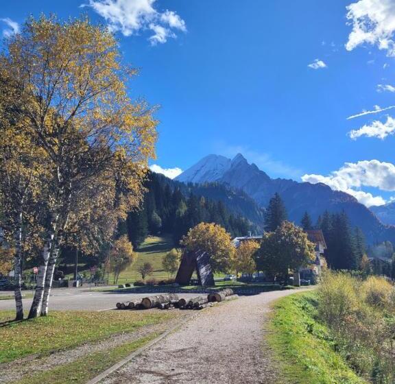 فندق Garni B&b Mozart Nesthouse