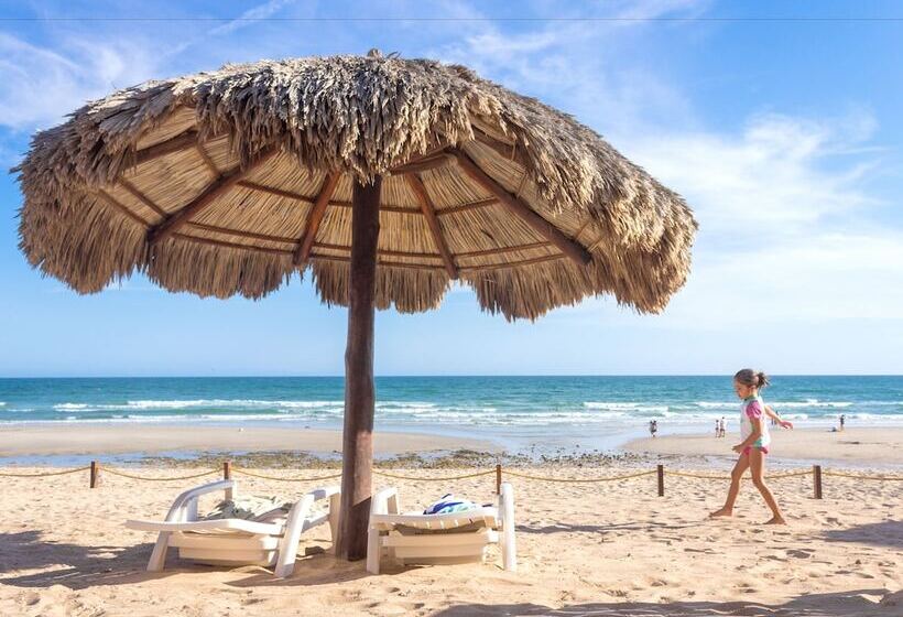 فندق Las Palomas Beach & Golf Resort