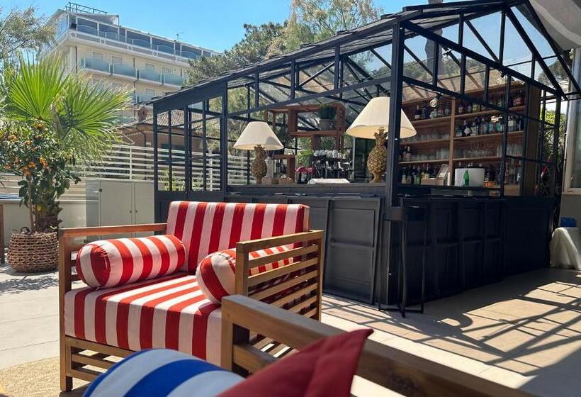 호텔 Marittimo Milano Marittima