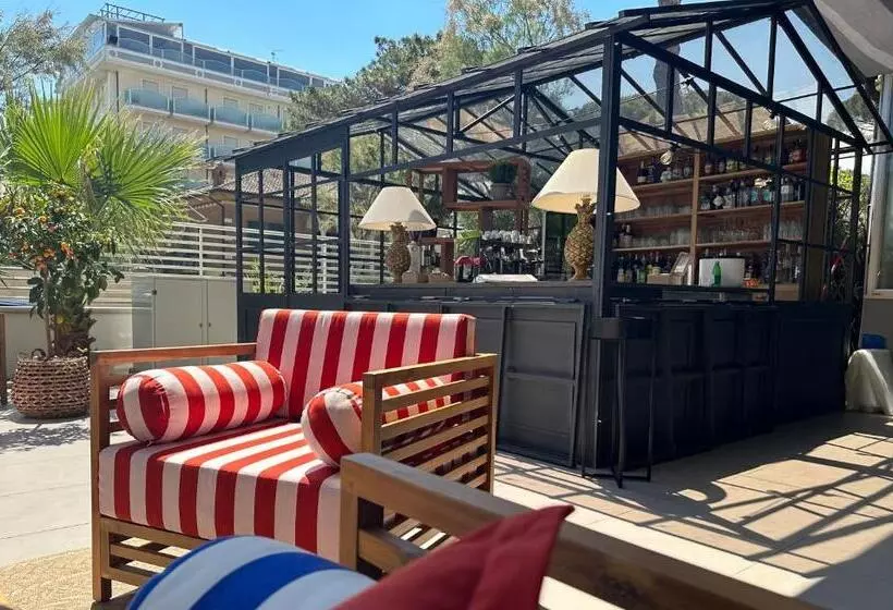 فندق Marittimo Milano Marittima