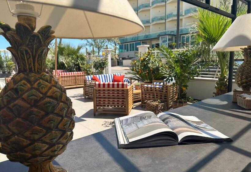 호텔 Marittimo Milano Marittima