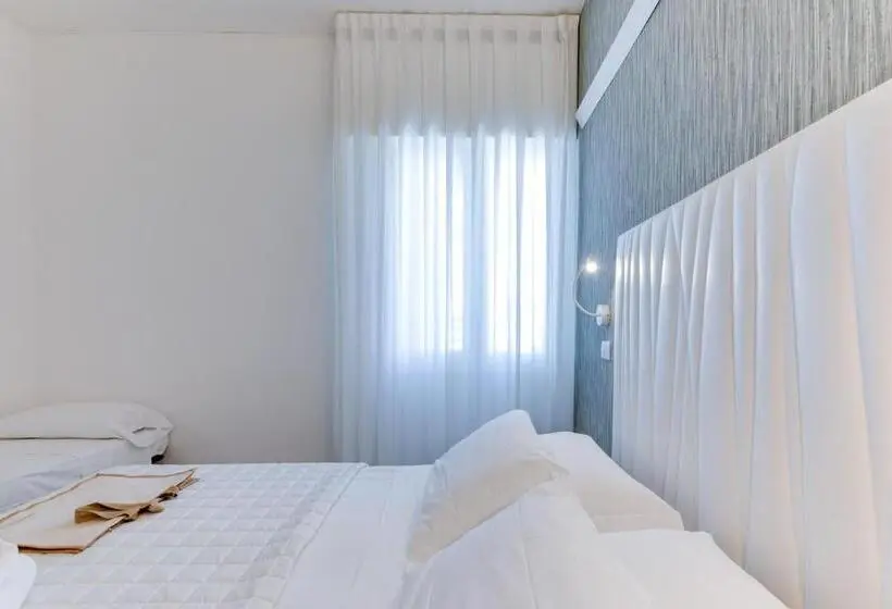 ホテル Marittimo Milano Marittima