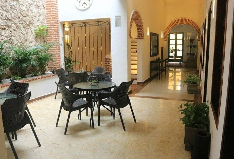 هتل Portal De San Diego By Hmc