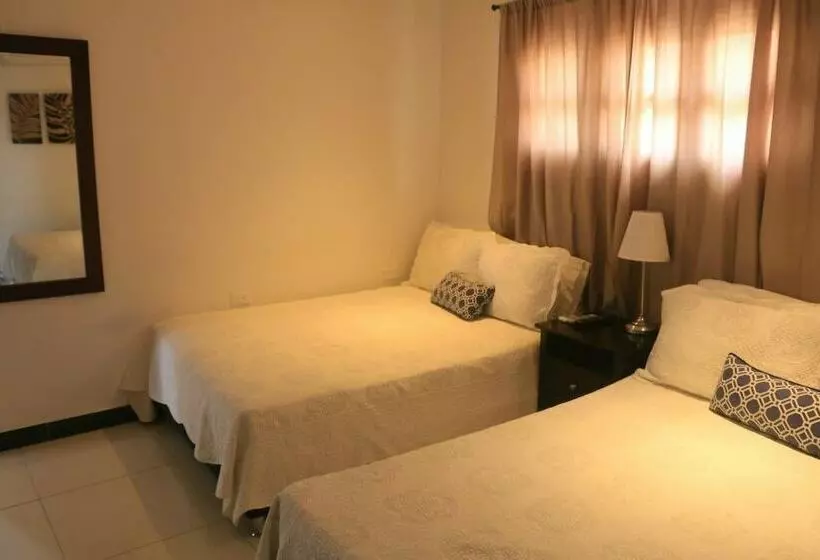 ホテル Portal De San Diego By Hmc