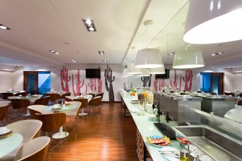 هتل Porto Trindade