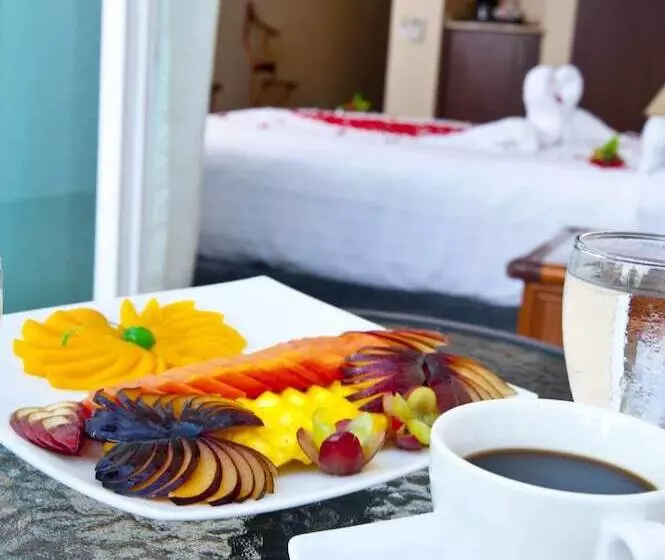 Radisson Colon 2,000 Hotel & Casino