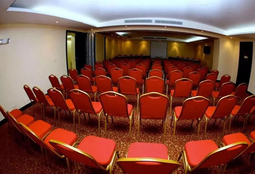 Radisson Colon 2,000 Hotel & Casino