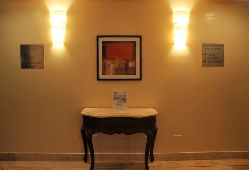 Radisson Colon 2,000 Hotel & Casino