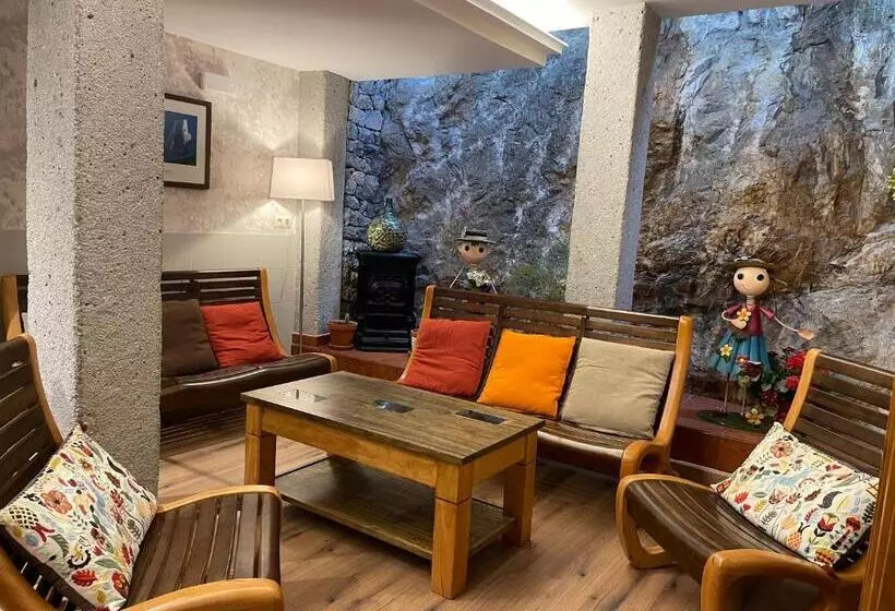 هتل روستایی Rural Peña Castil