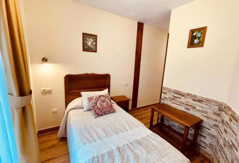 هتل روستایی Rural Peña Castil