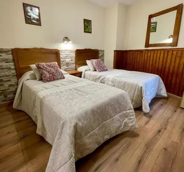 هتل روستایی Rural Peña Castil