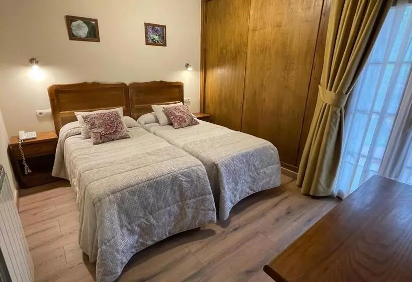 هتل روستایی Rural Peña Castil