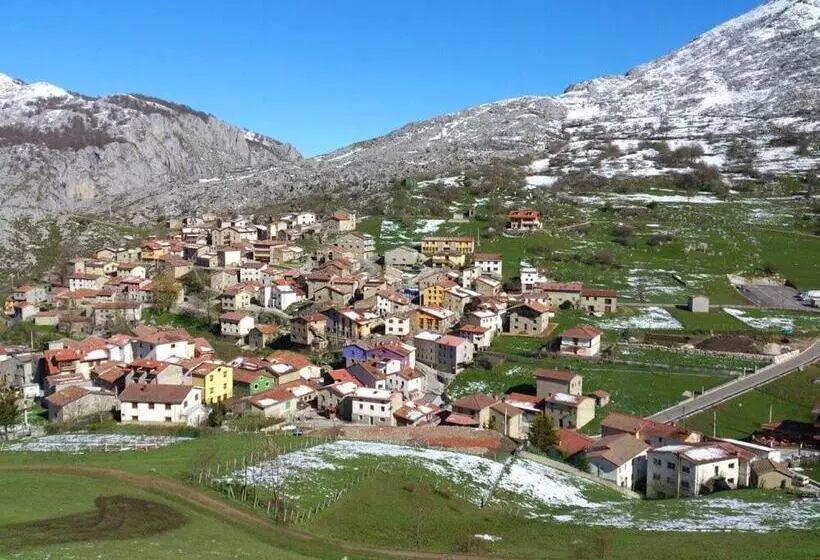 هتل روستایی Rural Peña Castil