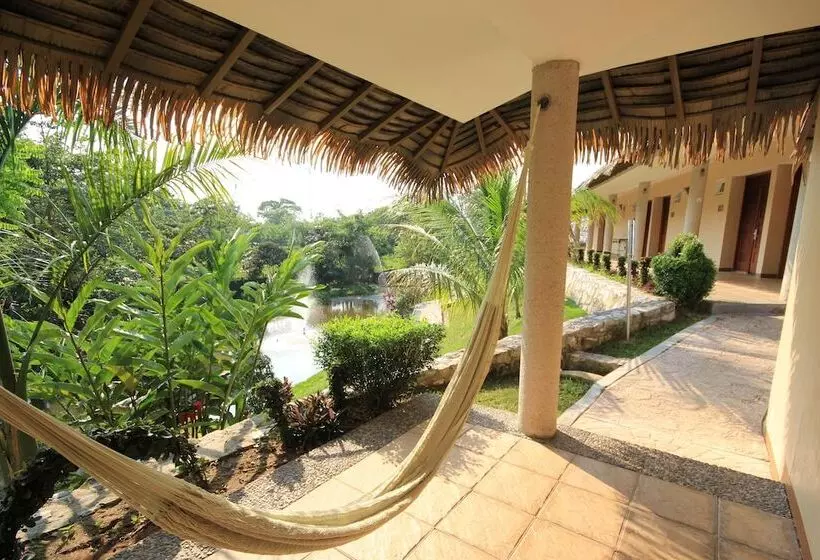 هتل Villa Mercedes Palenque