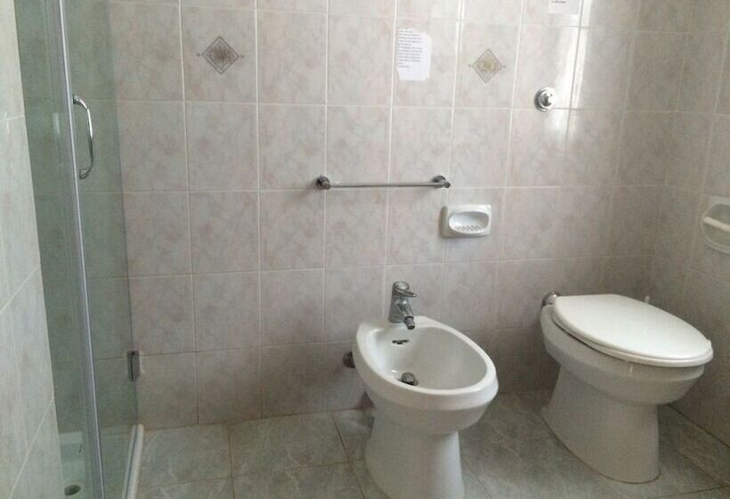 فندق Villaggio Piano Grande